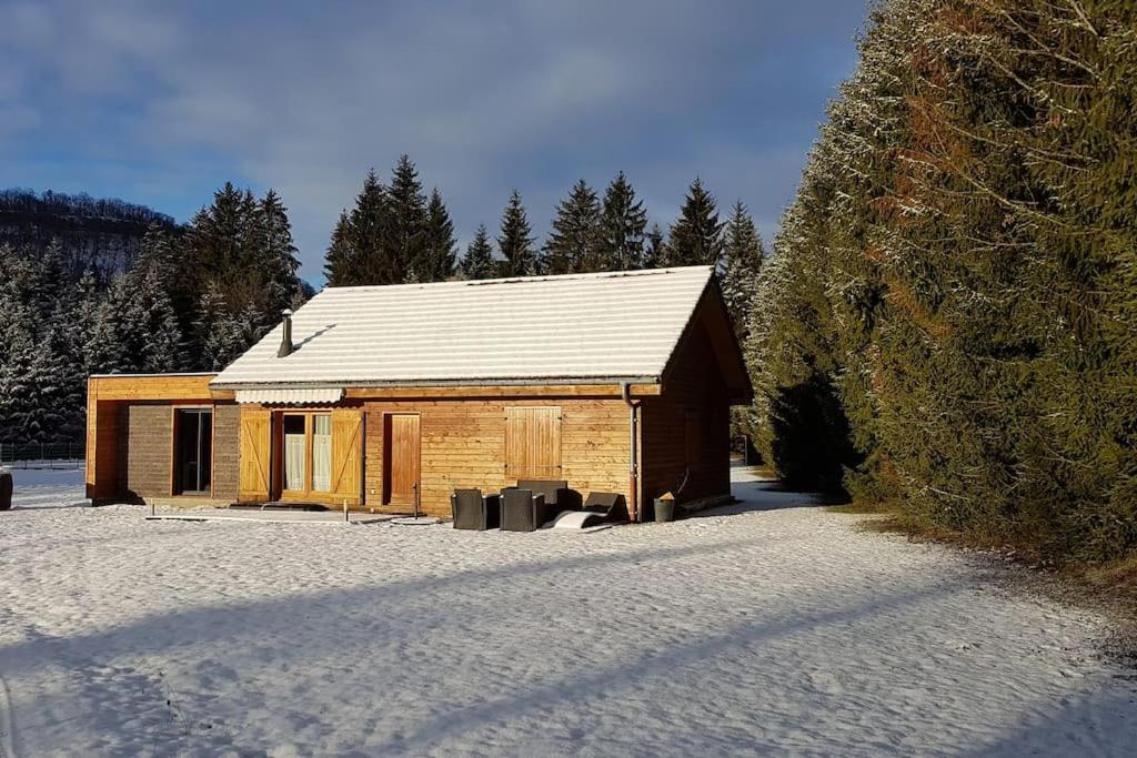 Gite Jura Mina Chalet Au Milieu De La Nature Villa Ney ภายนอก รูปภาพ