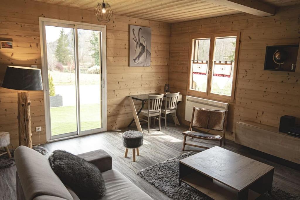 Gite Jura Mina Chalet Au Milieu De La Nature Villa Ney ภายนอก รูปภาพ